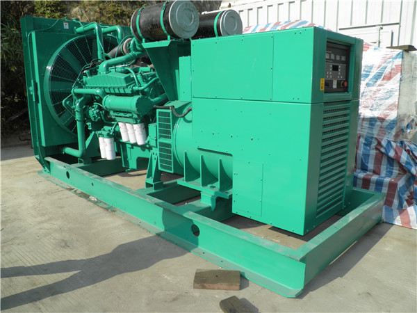 孟津出租发电机 发电机组厂家:柴油发电机组的控制屏的作用是什么?