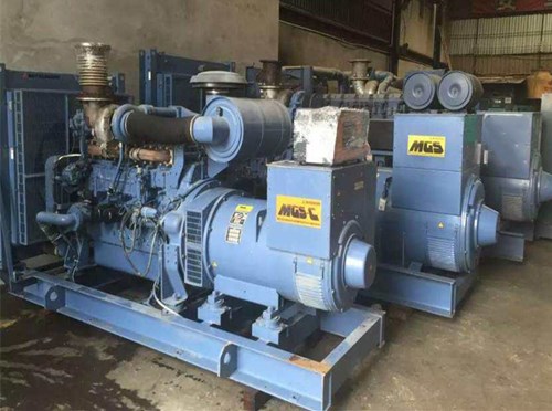 孟津发电机组带负载降电压是什么原因照成的？