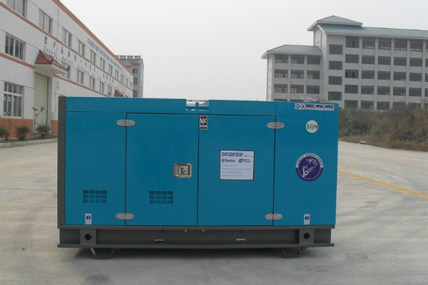 孟津发电机租赁如何正确安装空气滤清器？