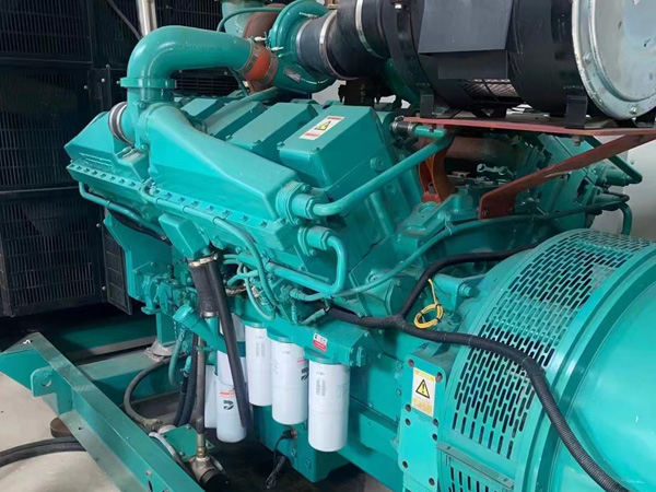 孟津更换100kW柴油发电机组机油时，需要注意哪些事项？